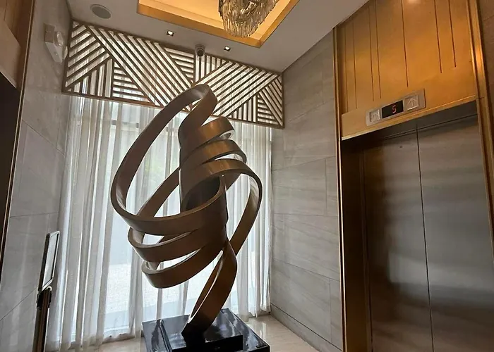 Fame Residences Staycation Apartahotel